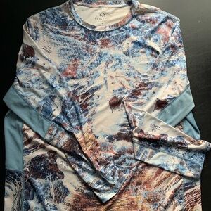 Realtree Men's Blue and Brown Long Sleeve Shirt